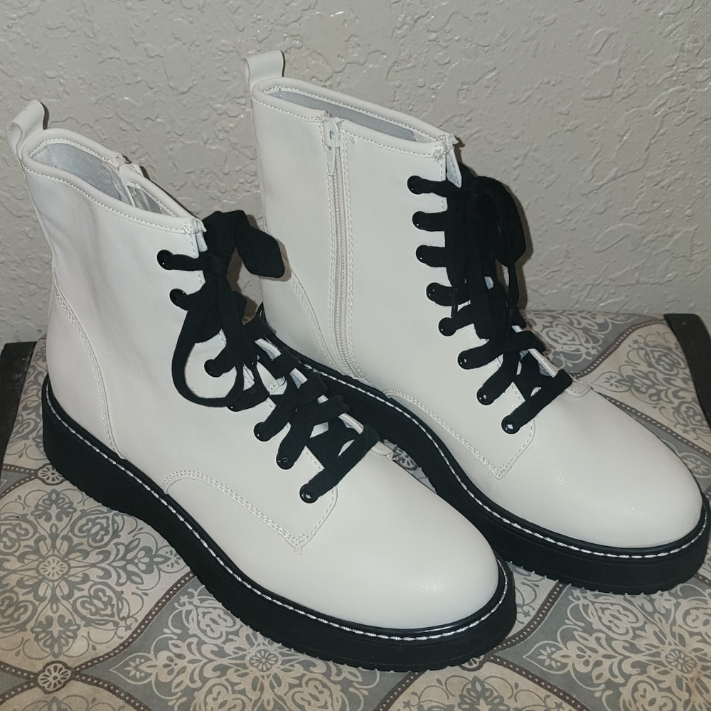 Madden NYC Women's Nappa Lace-up Moto Boots